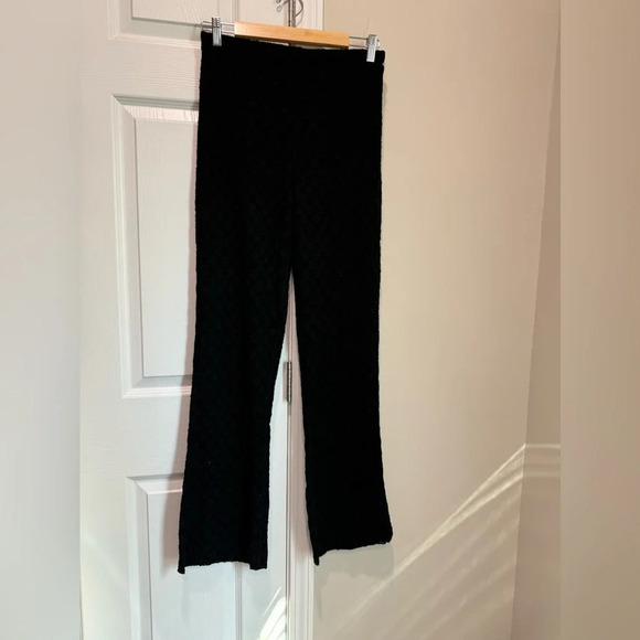 Free People ONE
FP One Ona Lace Flare Pants in black Sz : S-M - Picture 8 of 10